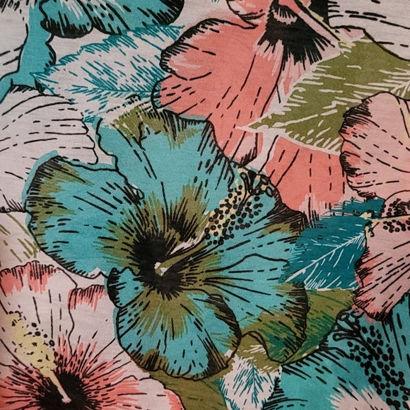 H&M Tank Top - Picture 3 of 6